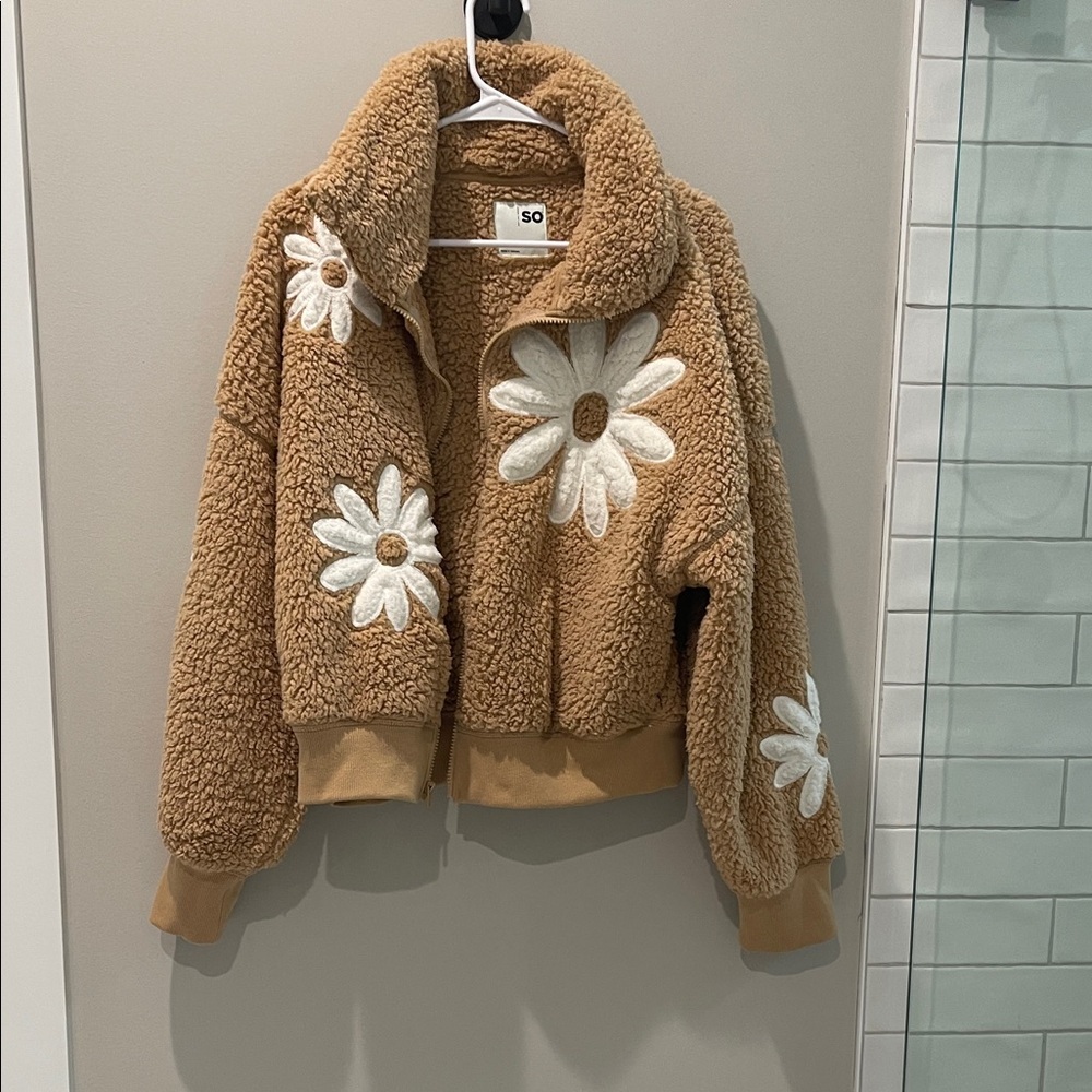 New condition SO Tan Sherpa Jacket Size L